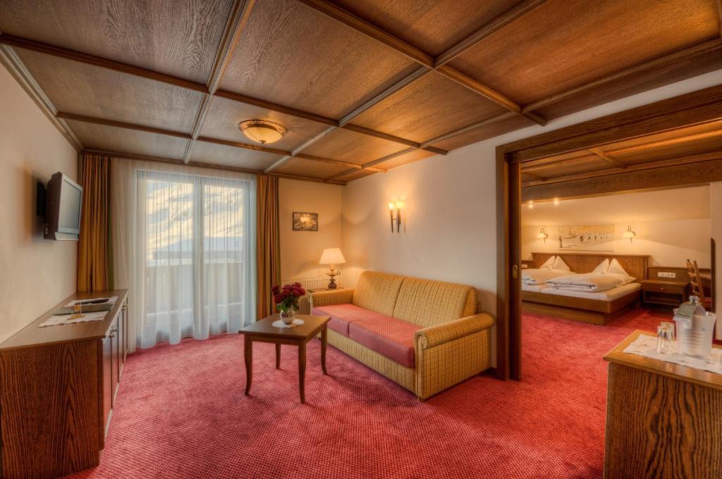 Hotel Arlberghoehe Санкт-Кристоф-ам-Арльберг Экстерьер фото